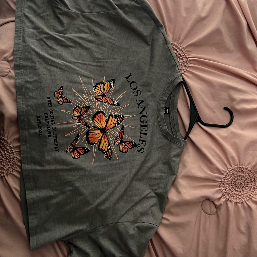 SHEIN Gray Graphic Tee